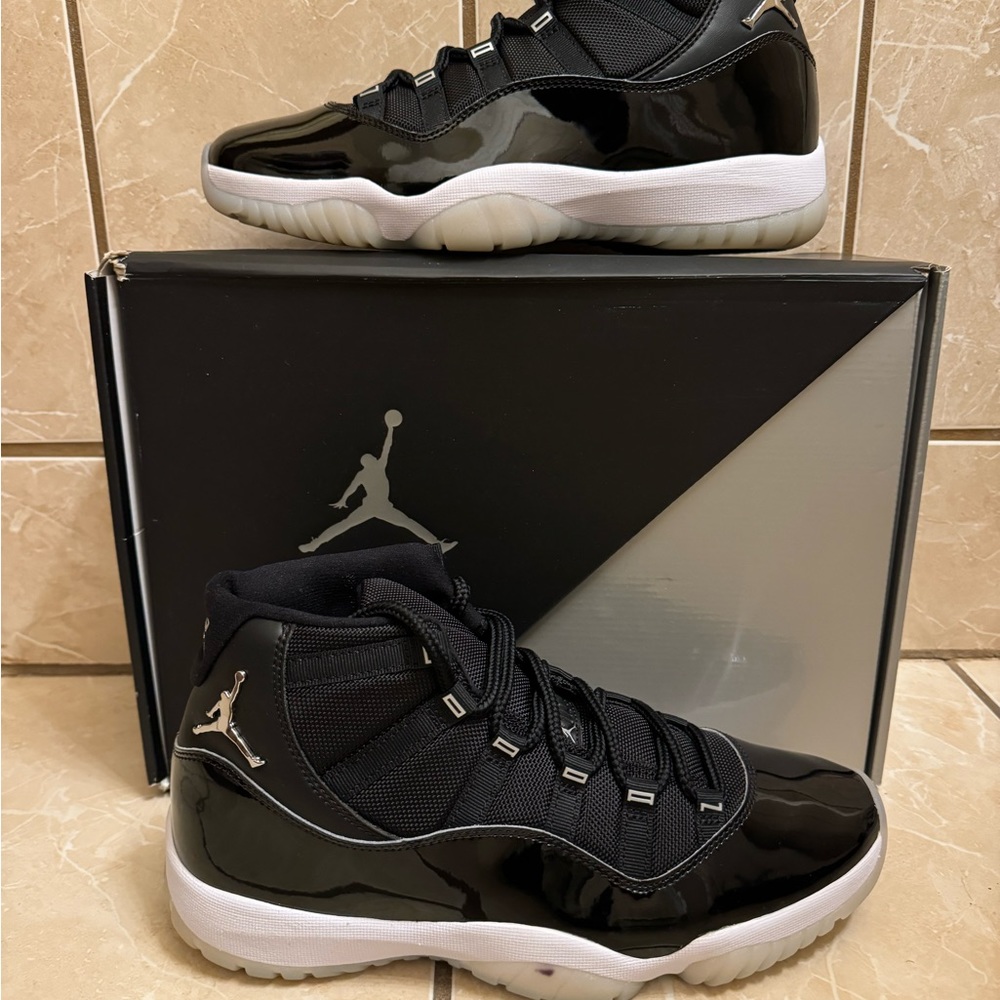 Jordan 11 Jubilee Size 10